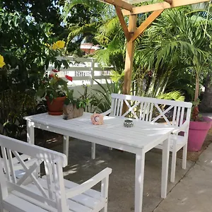 Le Colibri Et Le Frangipanier , Trinité (Tartane) Martinique